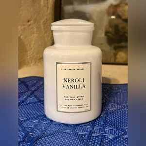 Leoben Company Neroli Vanilla Scented Candle 9oz